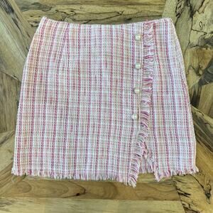 NWT Francesca's Pink Plaid Tweed Mini Skirt Pearl Button Fringe Hem, Size Medium